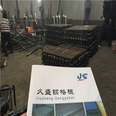 新乡球接立柱 球形栏杆 工厂平台楼梯扶手产品图片,新乡球接立柱 球形栏杆 工厂平台楼梯扶手产品相册 - 久盛五金丝网制品 - 九正